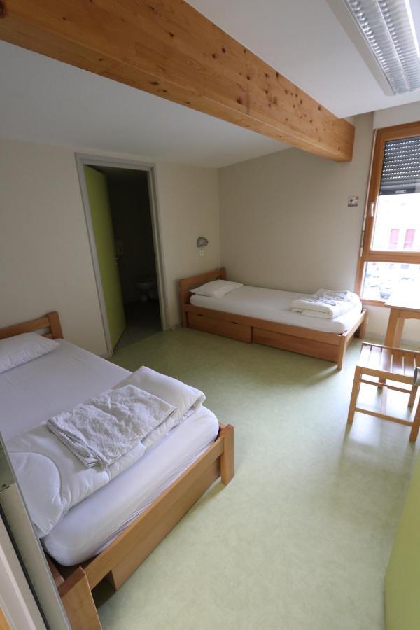 Auberge De Jeunesse Hi Pontarlier Zewnętrze zdjęcie